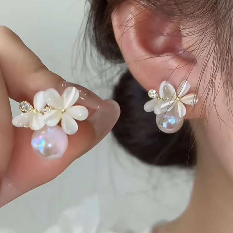 2022 New Fashion Zircon Flower Stud Earrings For Women Korean Shiny Crystal Imitation Pearl Earring Bridal Wedding Party Jewelry-animated-img