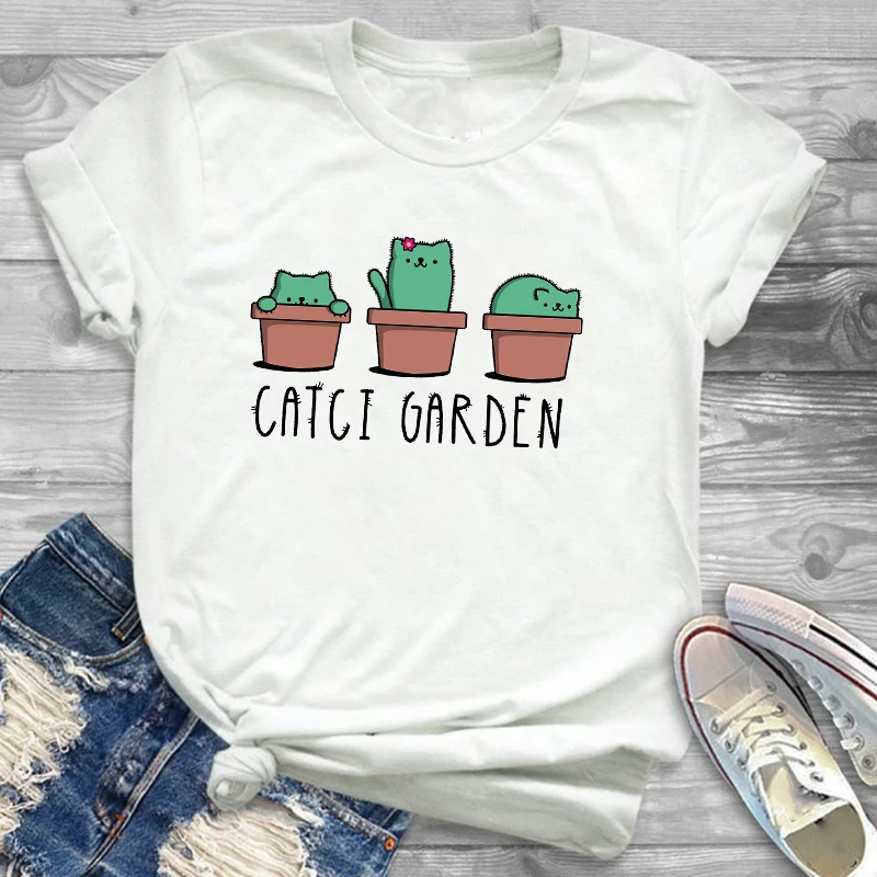 cat and plants print tee