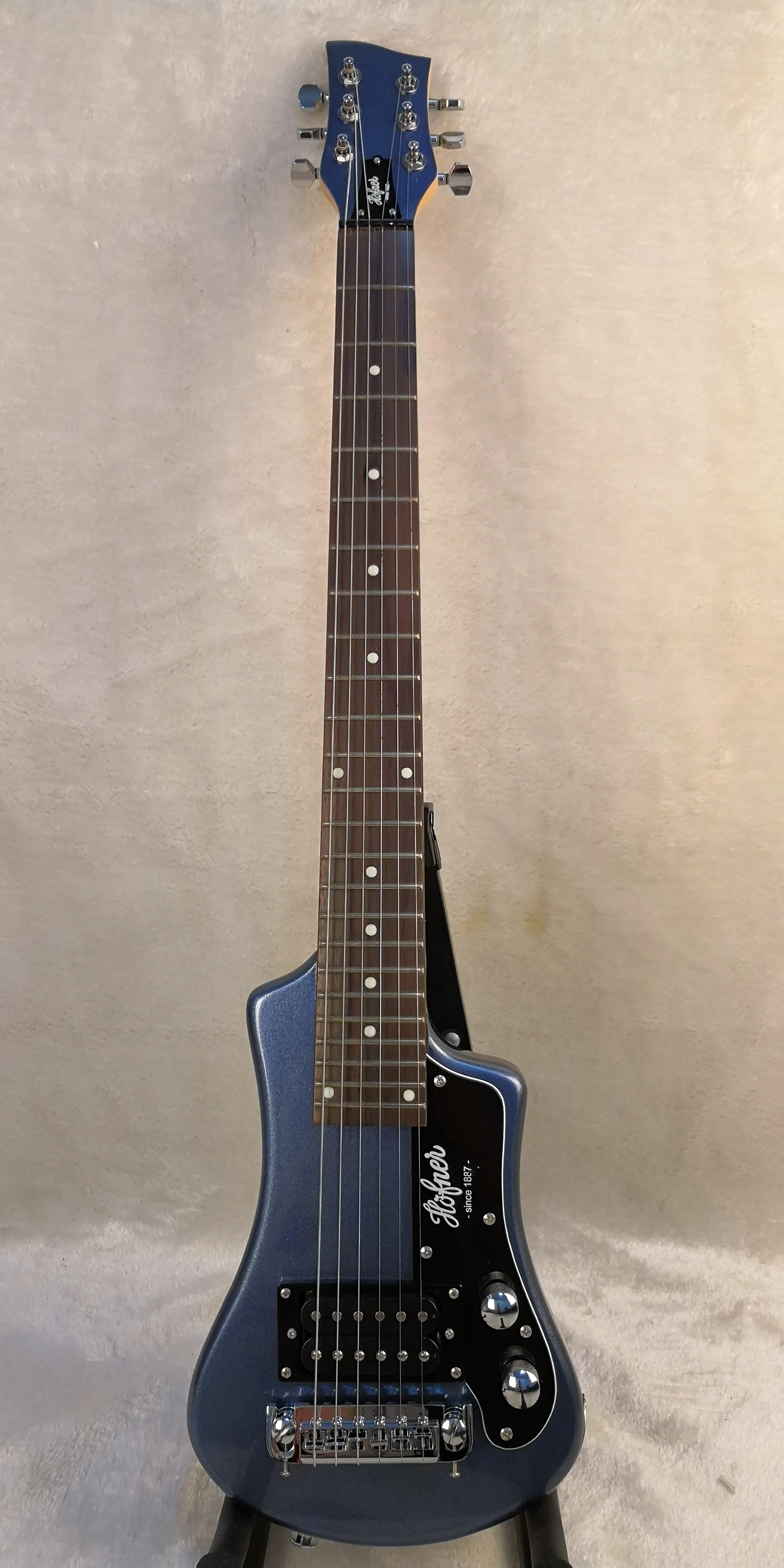 hofner travel guitar