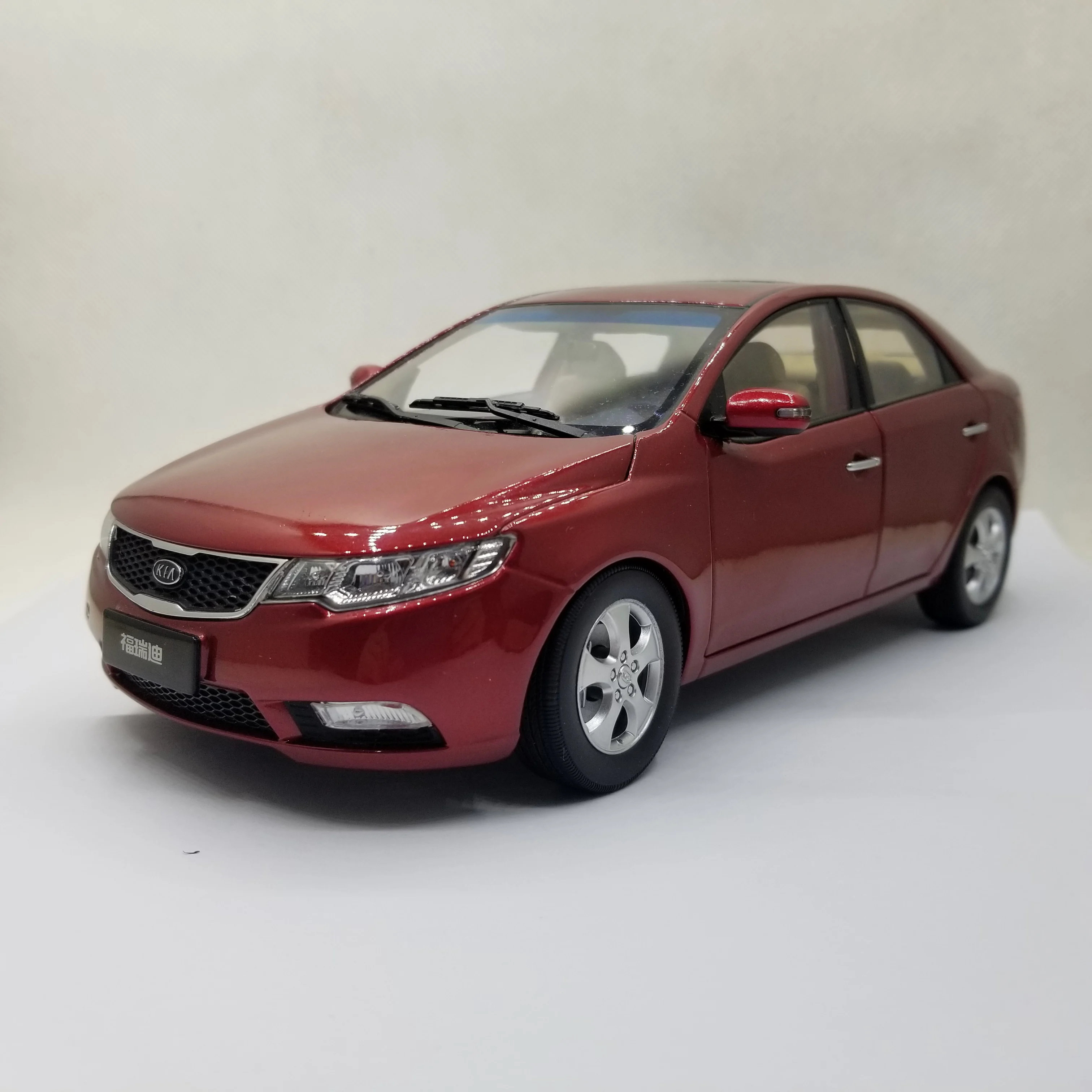 kia cerato diecast