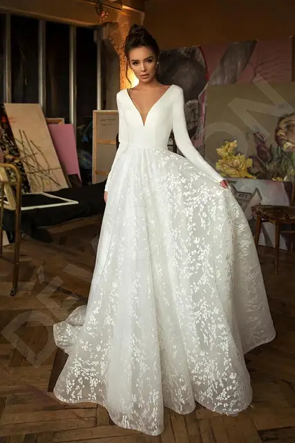 In Stock Vintage Long Sleeve Lace Satin 