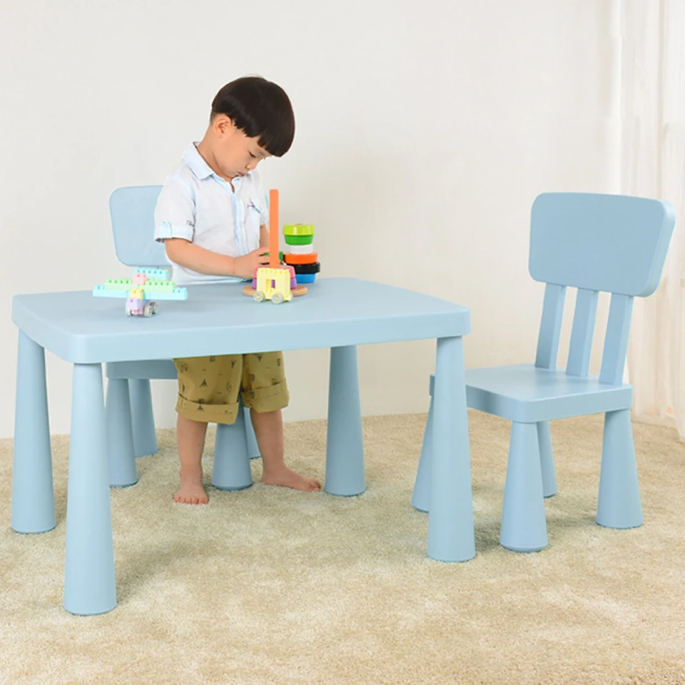 round rattan table with benches