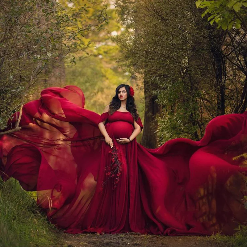 red dresses for pregnant women