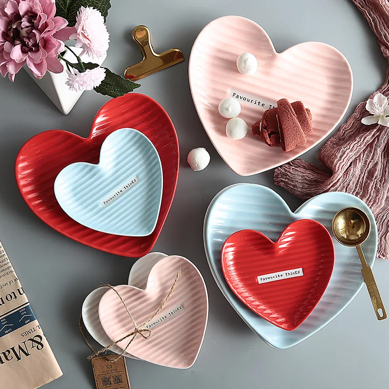 heart shaped ceramic dish