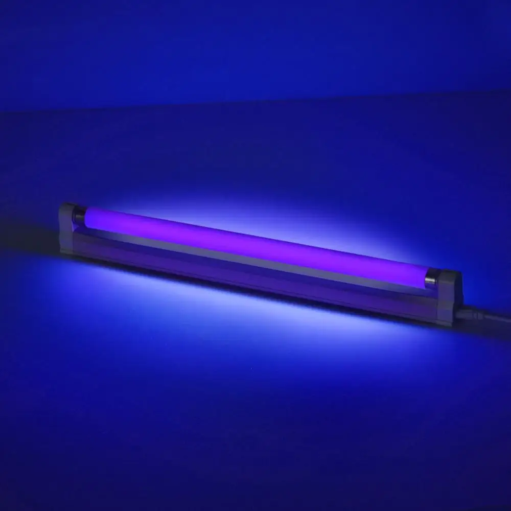 purple fluorescent light