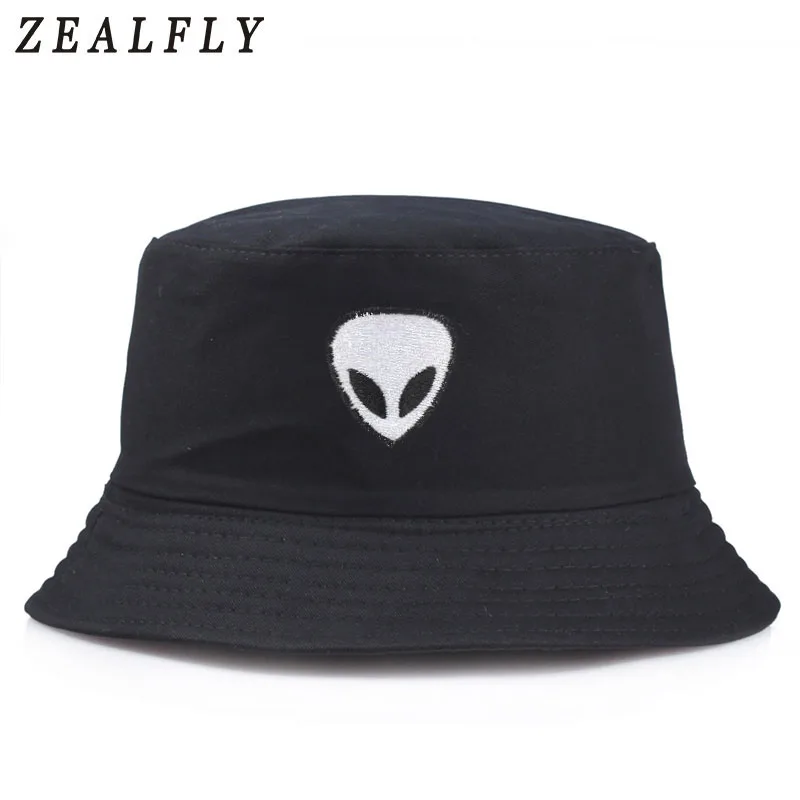 alien bucket hat