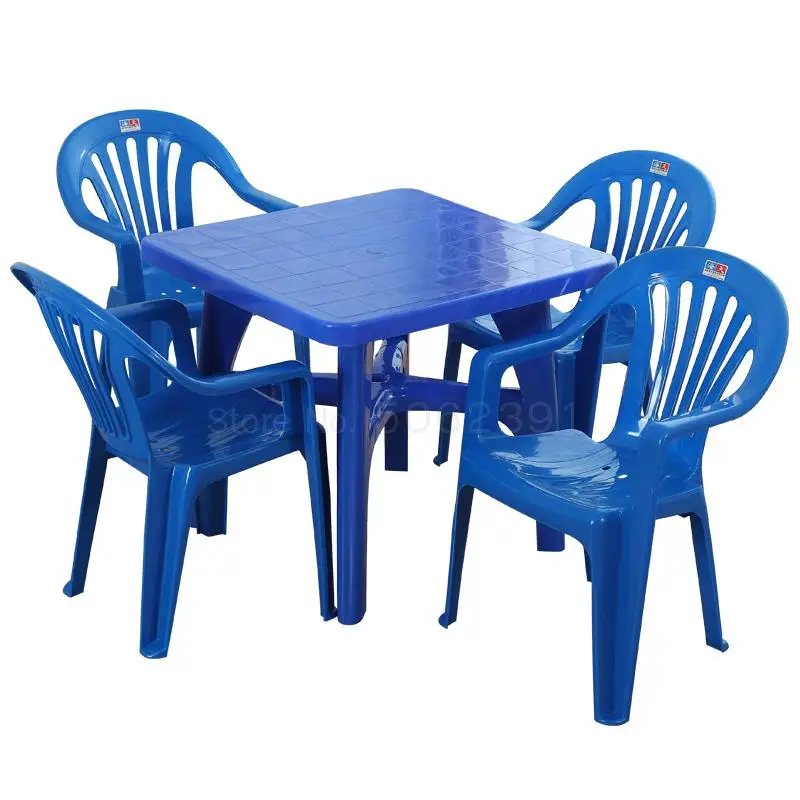 plastic table and chairs