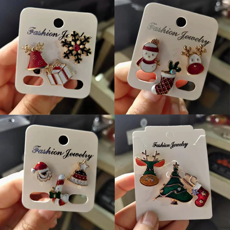 3pcs/set Christmas Gift For Women Men Brooches Enamel Pins Santa Claus Bell Elk Snowflake Xmas Tree Brooch New Year Pin-animated-img