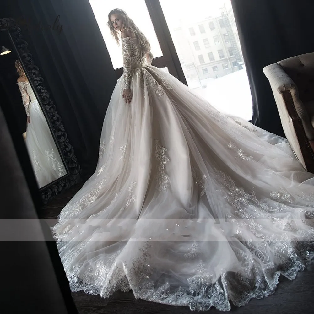 Long Sleeve Ball Gown Lace Dresses 
