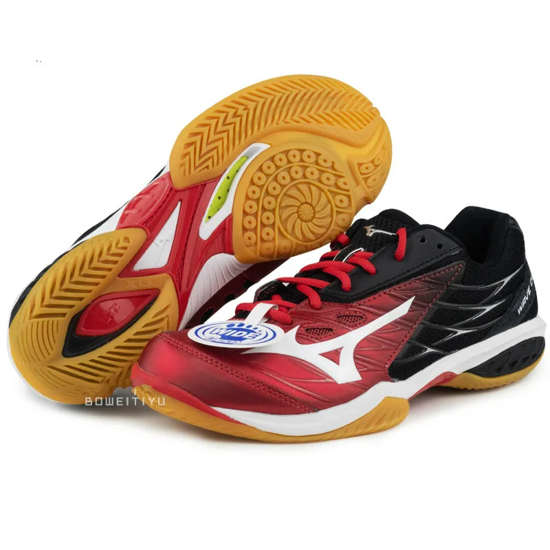mizuno wave claw badminton