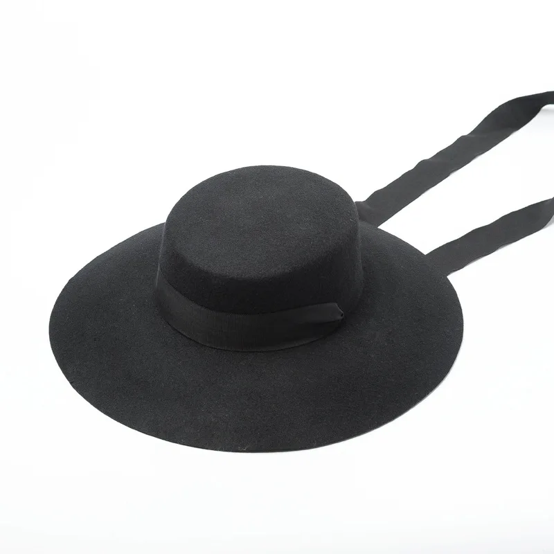 black hat flat brim