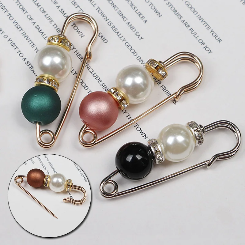 Simple Trendy Popular Rhinestone Decoration Buckle Pin Brooches Women  Cardigan Coat Sweater Costume Safety Pins Accessories Gift