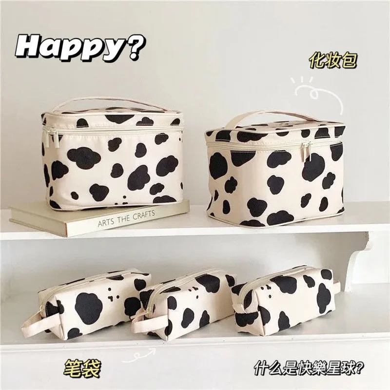 cow makeup bolsa