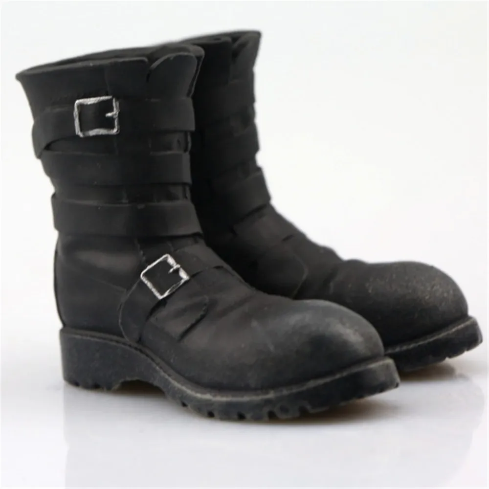 mid height leather boots