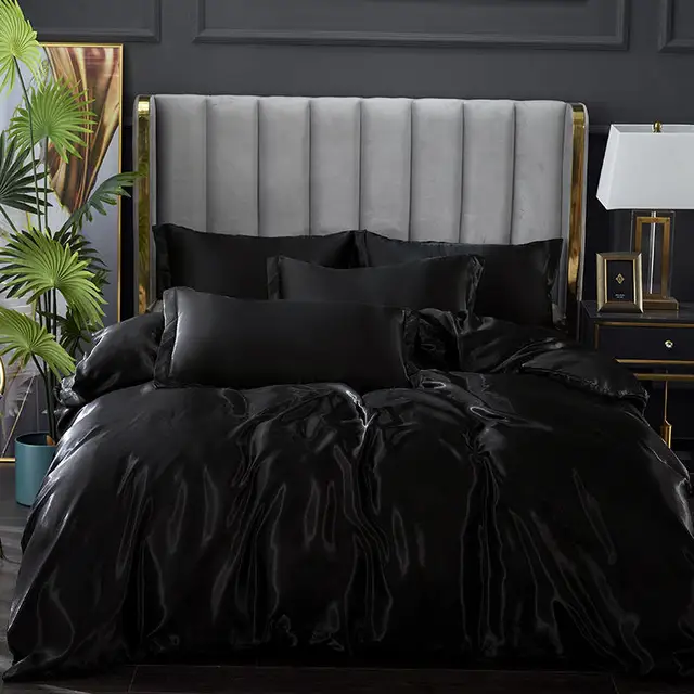 black bedding sets full