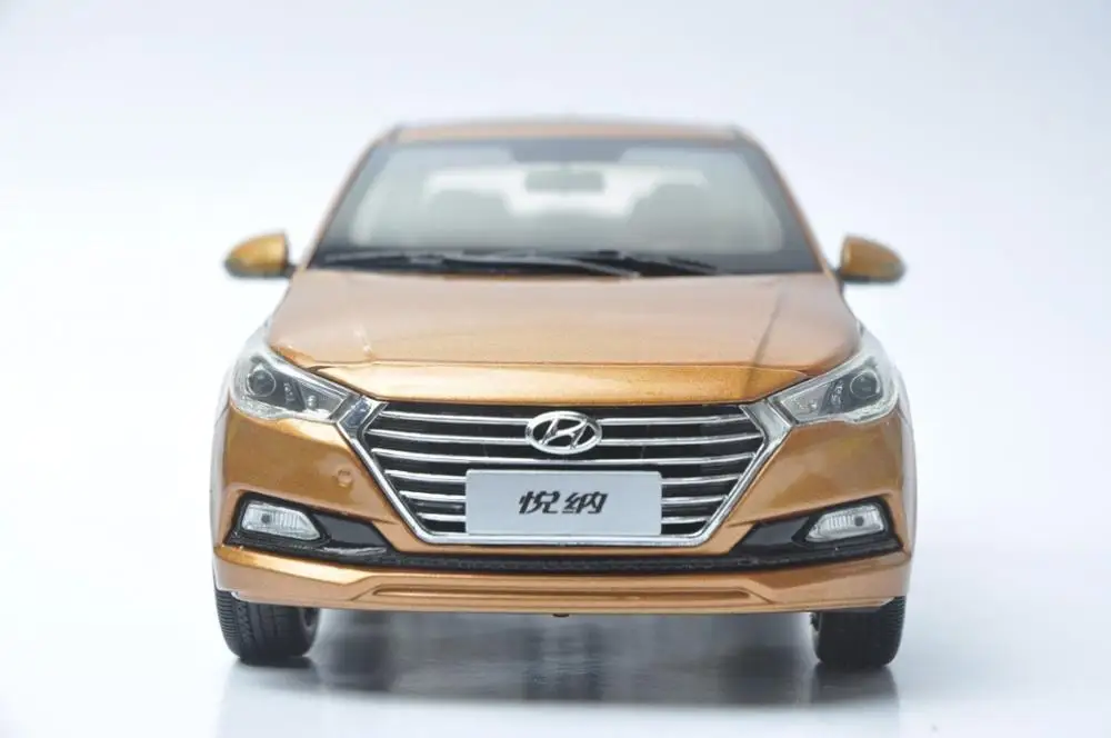 hyundai verna miniature