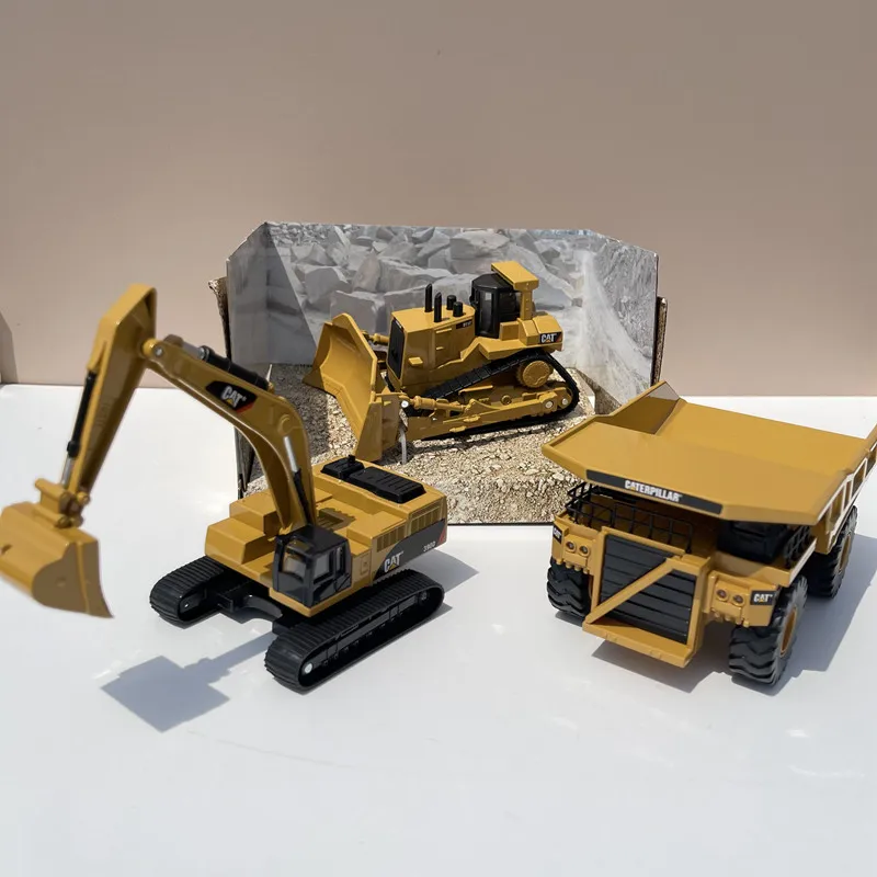 caterpillar diecast