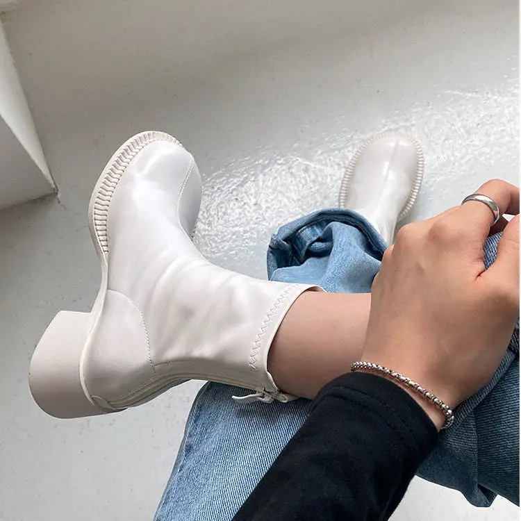 womens block boots