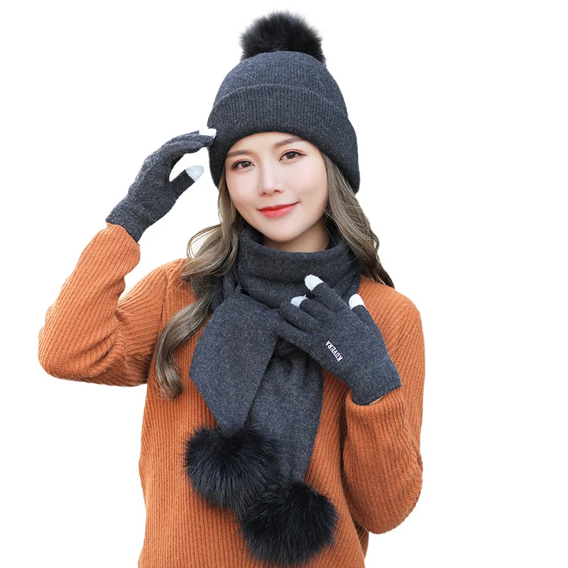 hat and gloves for women