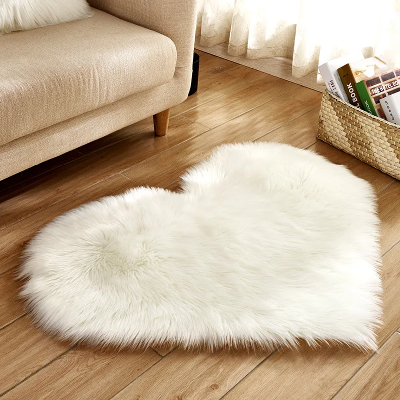 white fluffy room chair