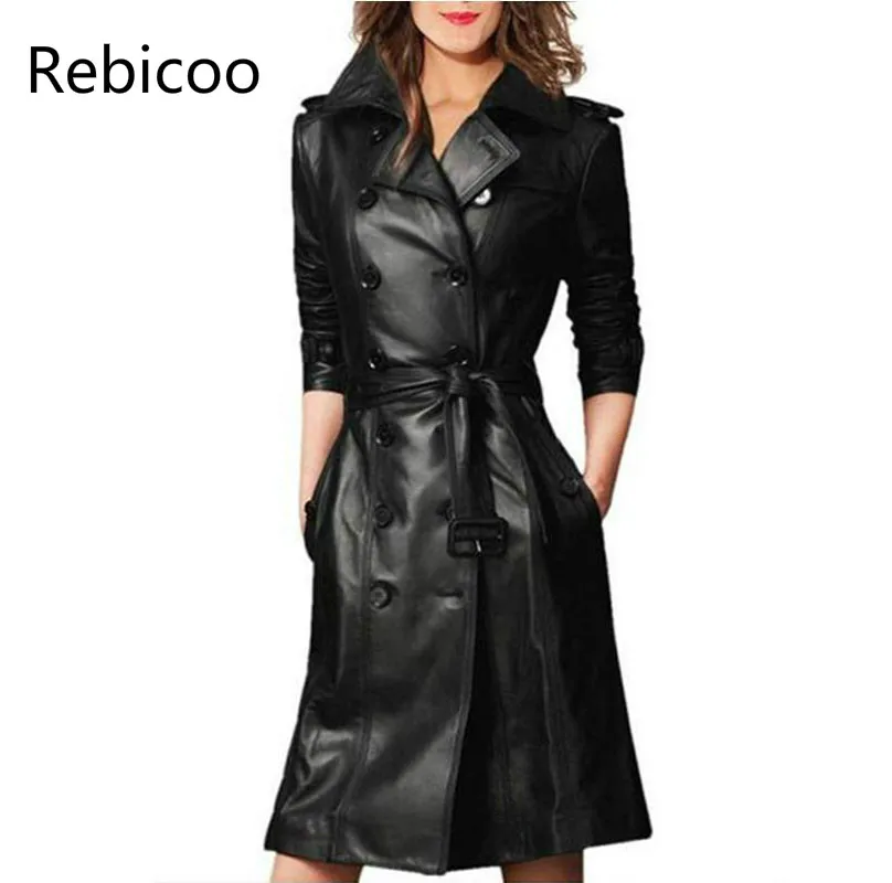 black pleated trench coat