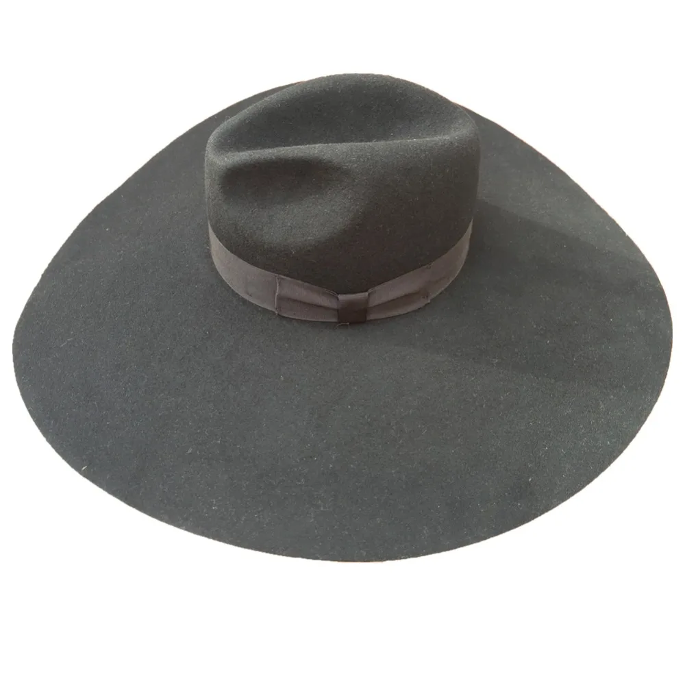 extra wide brim felt hat