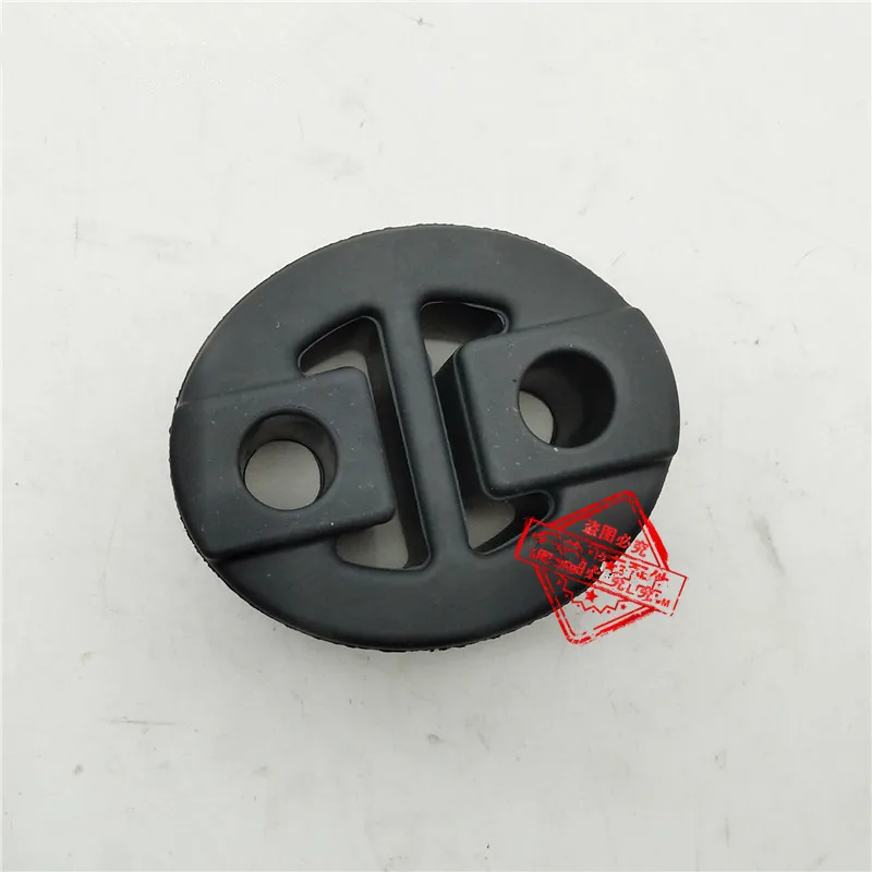 https://ae05.alicdn.com/kf/HTB1LIqUc6rguuRjy0Feq6xcbFXaU/Exhaust-pipe-lifting-ear-FOR-TIGGO5-TIGGO7-muffler-lifting-ear-exhaust-pipe-rubber-pad-T21-1200012.jpg