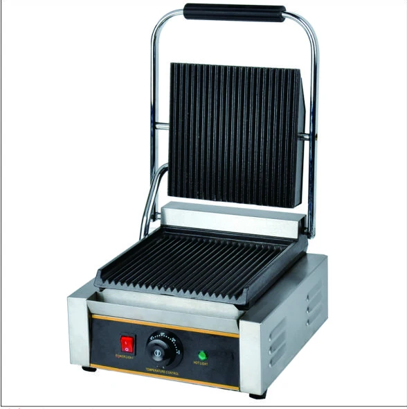 sandwich and panini toaster