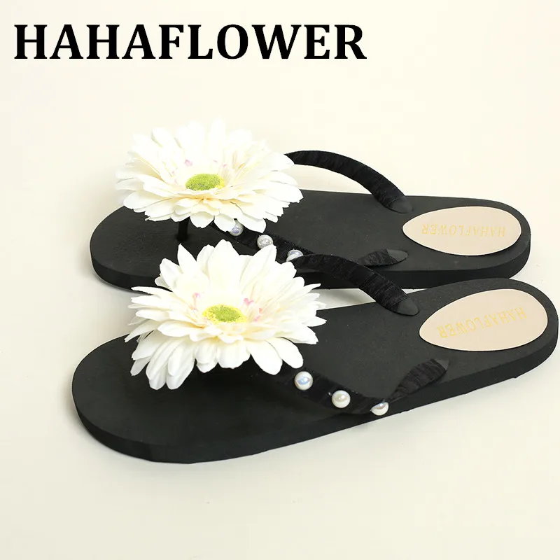 new style slippers for women