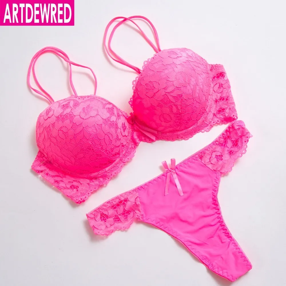 קנו ביגוד אינטימי לנשים  New 2019 Sexy Women Sexy Plus Size Bra Set Lace  Thong Panty Underwear Set Bra Brief Sets 34-42 C Cup