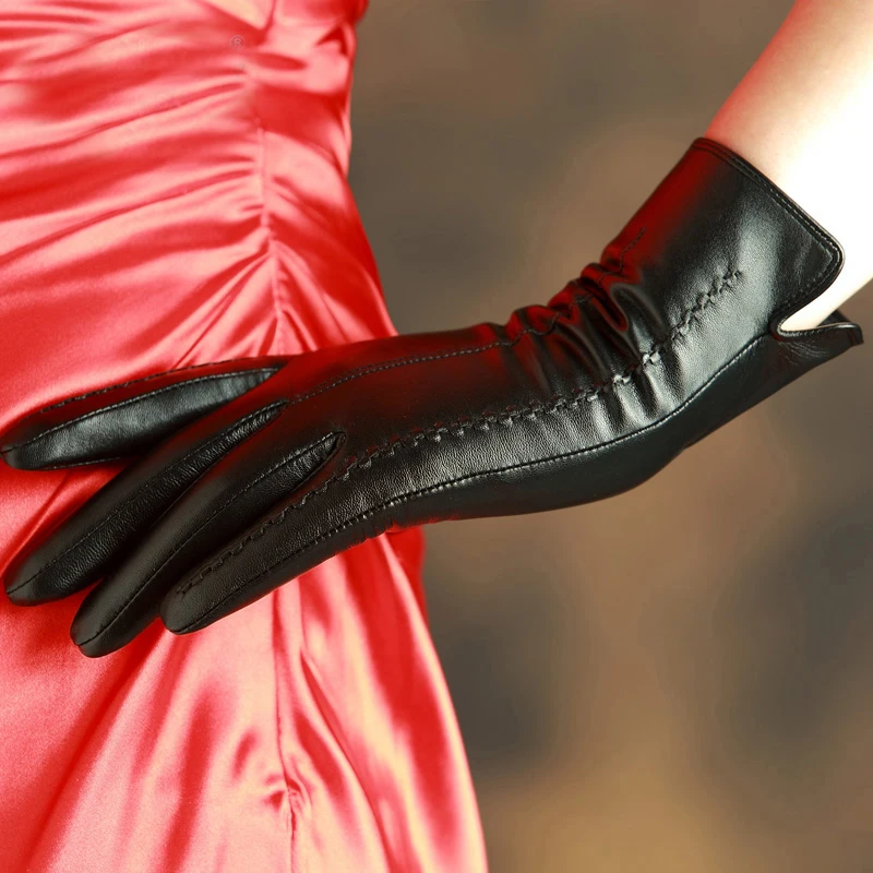 women's goatskin gloves