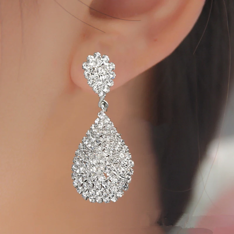 teardrop dangle diamond earrings