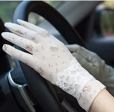 rose lace gloves