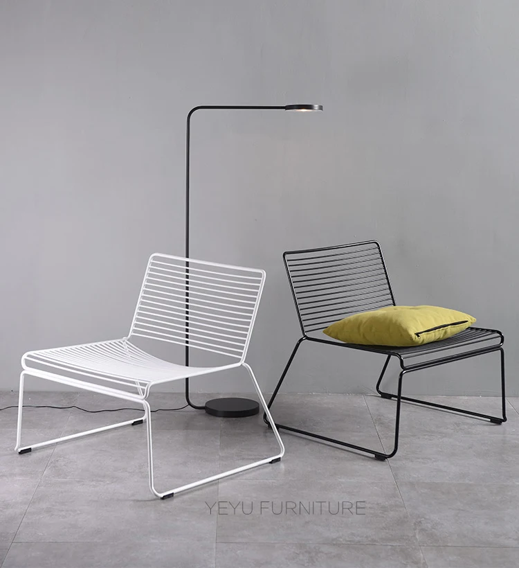 classic outdoor lounge chair