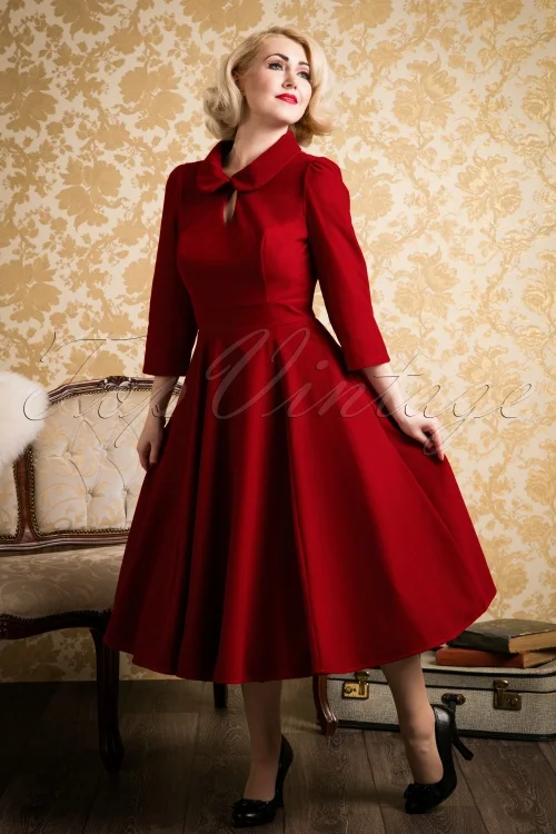 20-women vintage 50s red velvet swing 