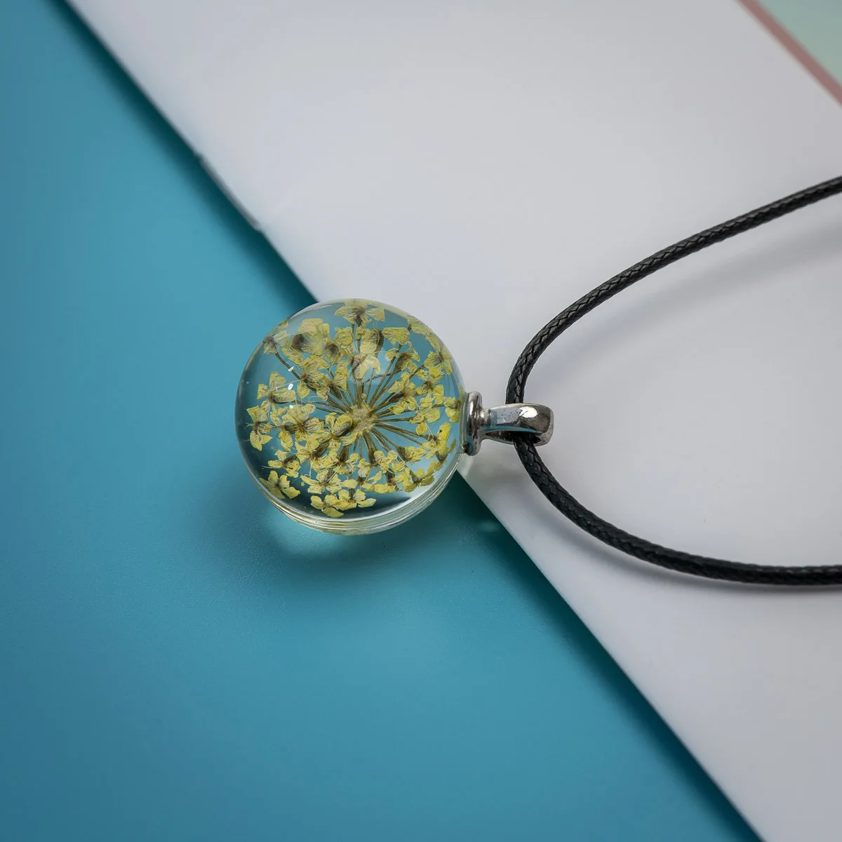 L Time Gem square Glass Flower Necklace 