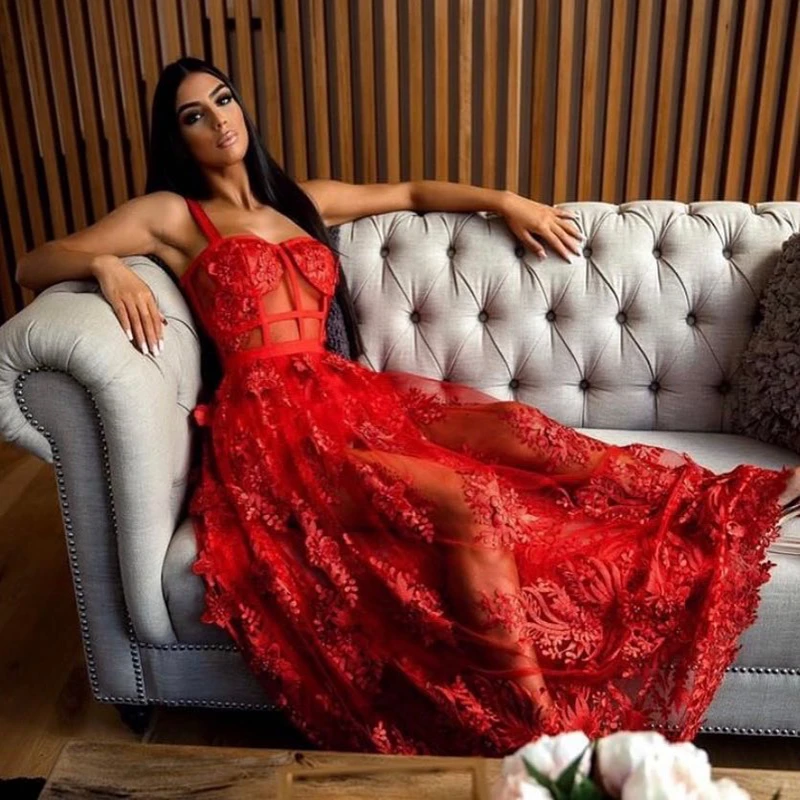Red Fashion Lace Evening Party Gowns 