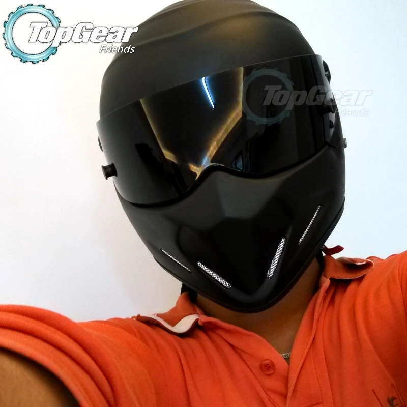 street helmet with visor