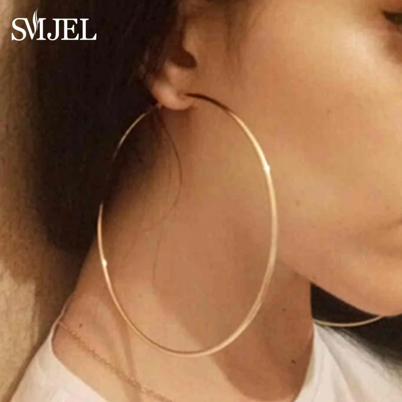 circle hoop earrings