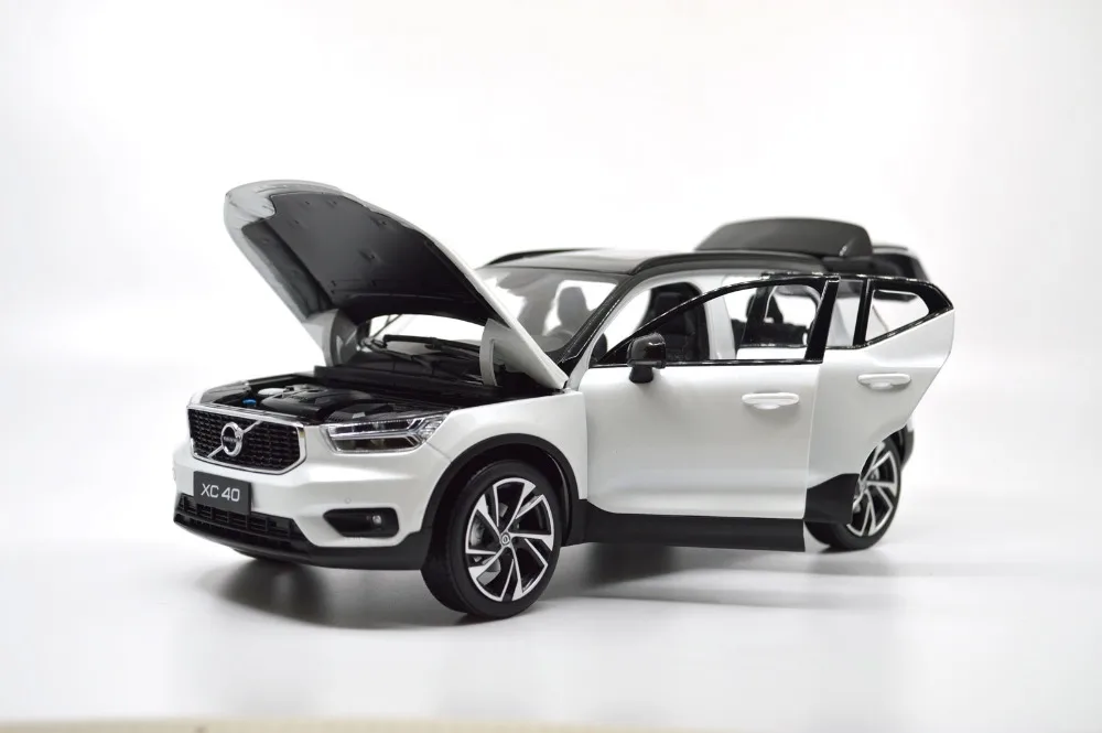 volvo xc40 scale model