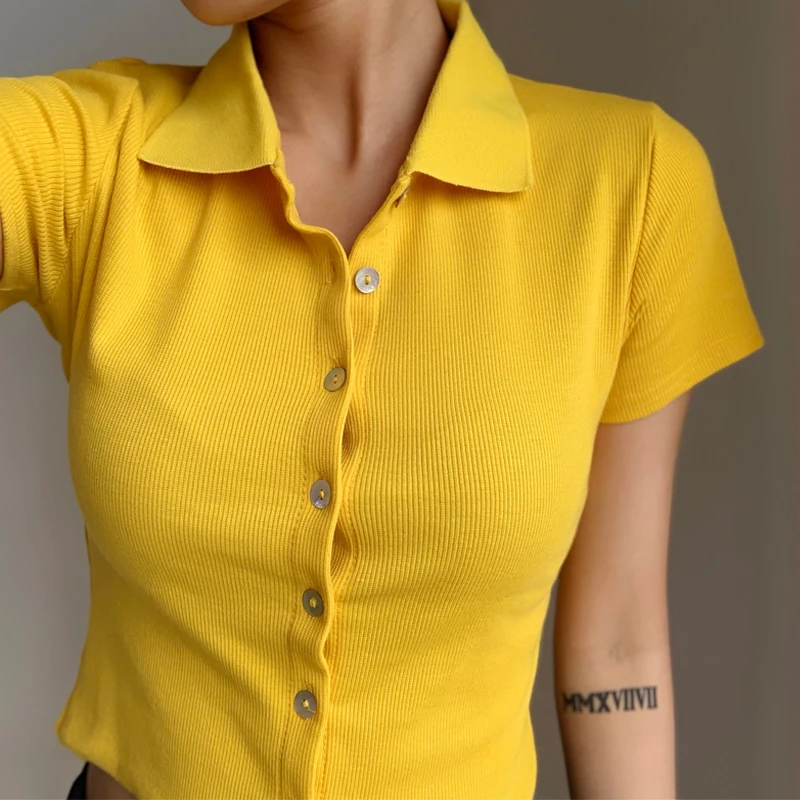 Women Short Sleeve Collared Button 