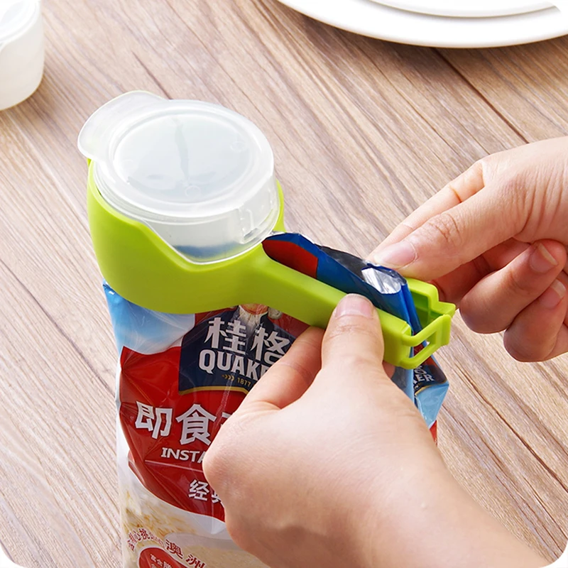 pour food storage bag clip