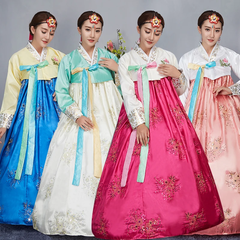 traditional korean garb