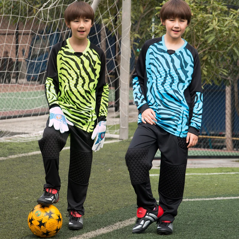 soccer goalkeeper clothing