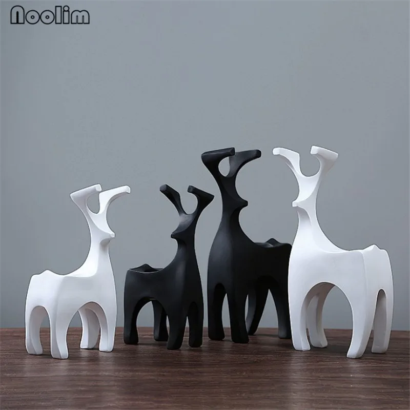 NOOLIM 2Pcs/set Creative Solid Deer Candlestick Retro Ornaments Resin Candle Holder Wedding Bar Party Home Decor Candlestick-animated-img