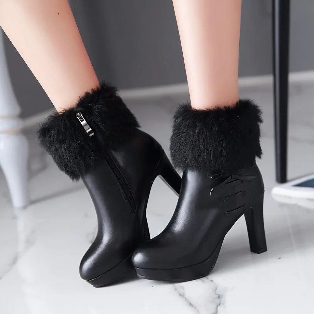 black boots heel women