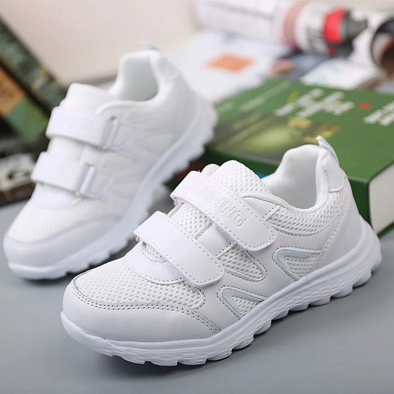 Kids white sports shoes Clearance