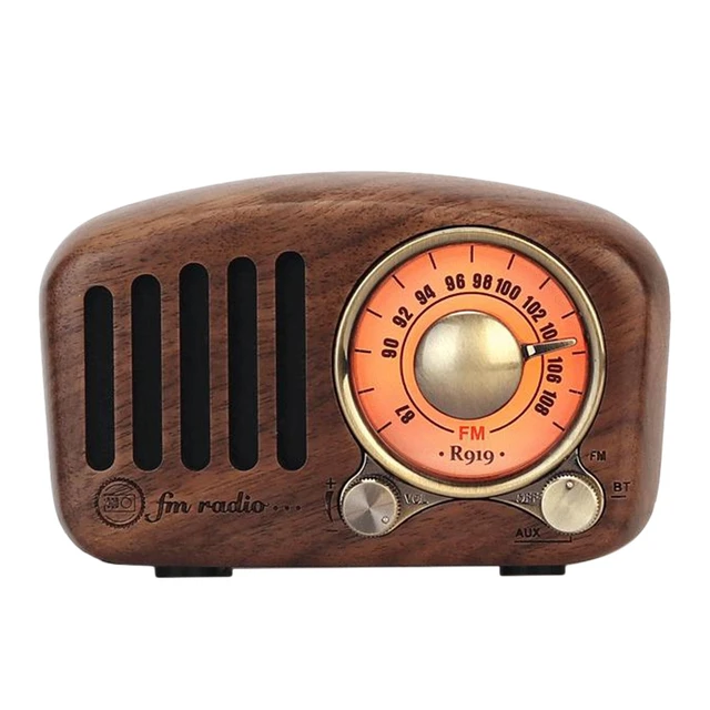 old fashioned radio speaker