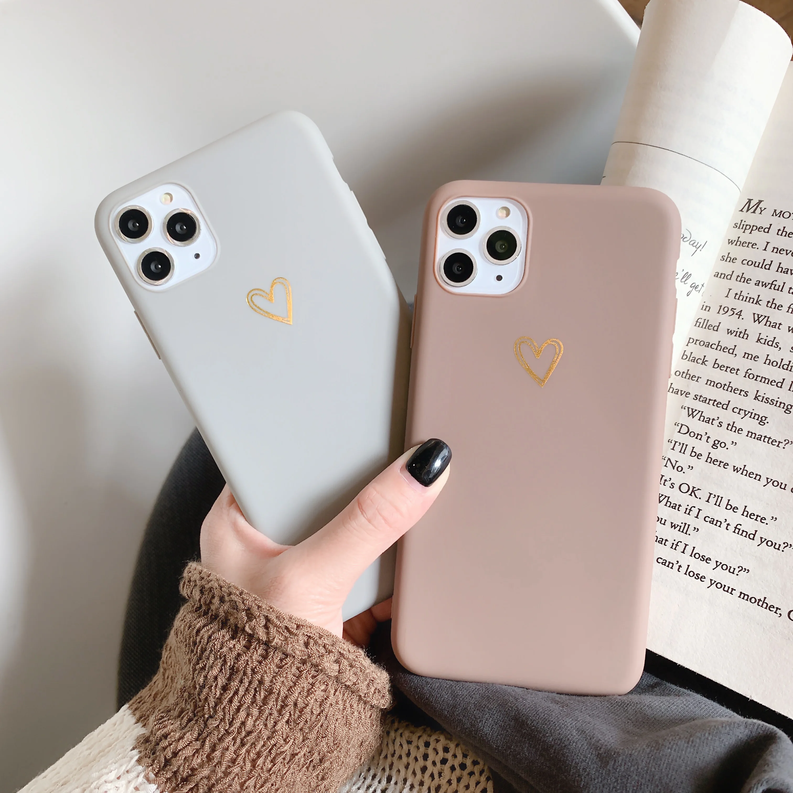 Agora A3esoyar Kinhtwn Fashion Luxury Golden Love Gray Browm Soft Silicone Phone Case For Iphone 13 12 11 Pro Max X Xr Xs Max Se 6 6s 7 8 Matte Cover