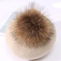 natural pom pom 4